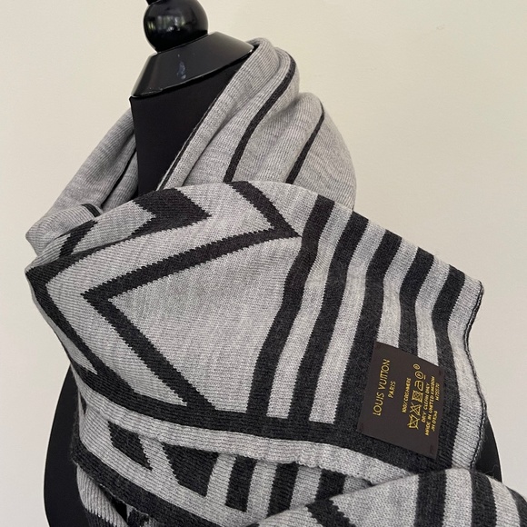 New Louis Vuitton Scarf Dark Gray KARAKOAM Cashmere Stole Wrap - Picture 7 of 7